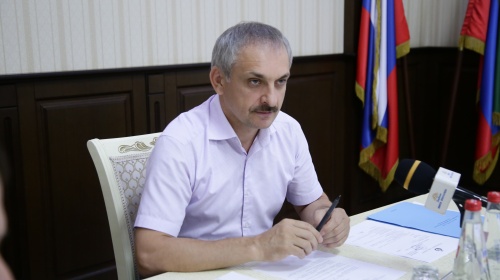 Энрик Муслимов провел аппаратное совещание
