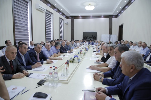 Председателем городского Собрания депутатов избран Мавсум Рагимов